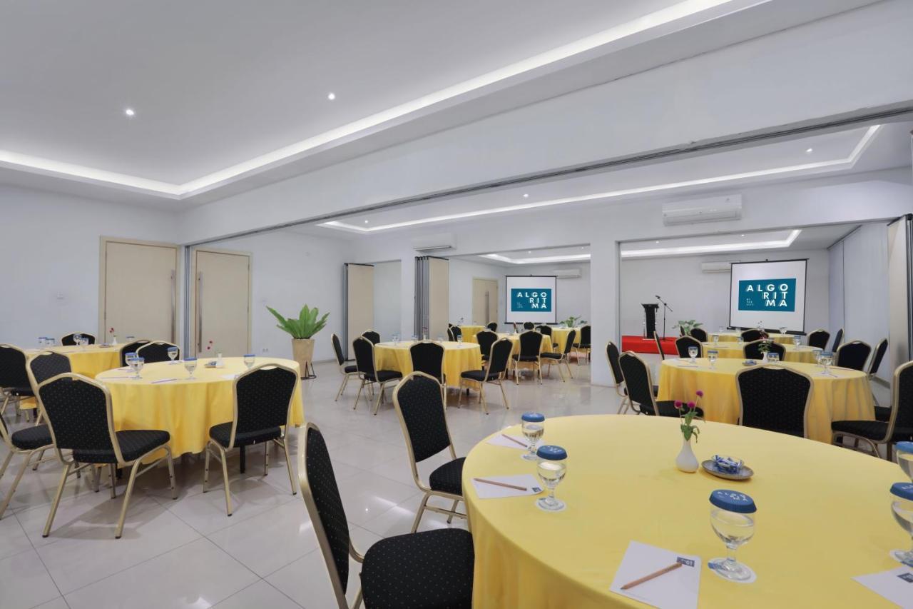 Algoritma Hotel Palembang Exterior photo
